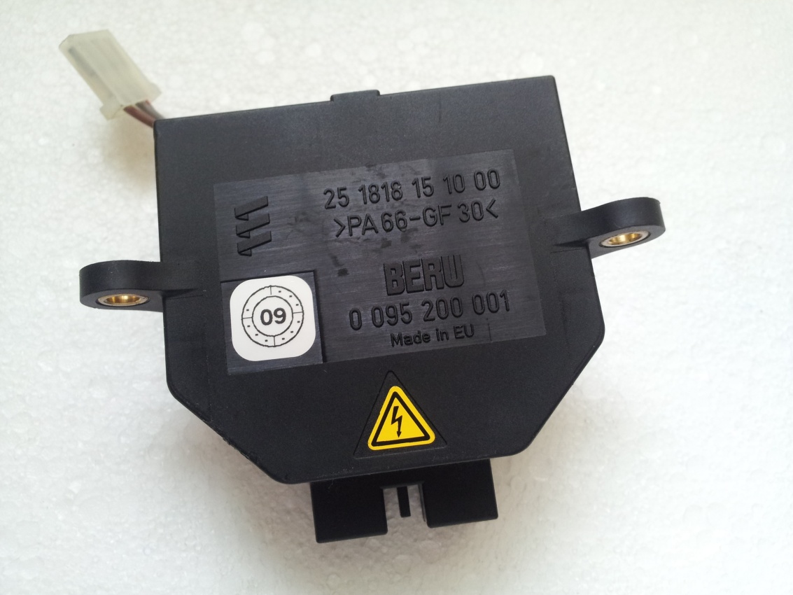 Искропреобразователь отопителя HYDRONIK 24  30  35  251818050300     251818151000 