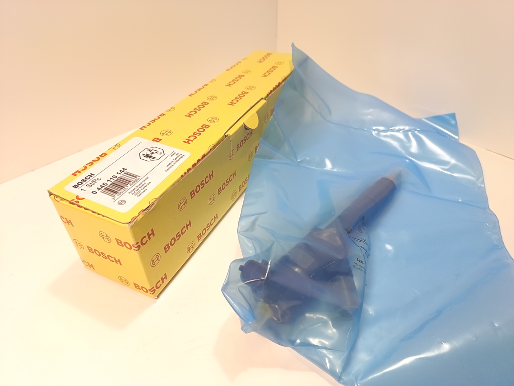 Форсунка BOSCH 0445110144 8200171173 RENAULT KANGOO