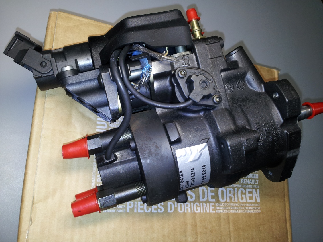 ТНВД RENAULT 7711134214 1.9 CDI 