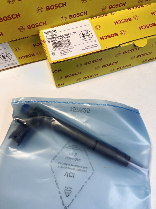 Форсунка BOSCH 0445116043 LR065508 LR056366 LR022335 9687454480