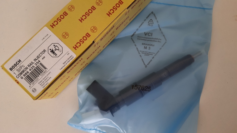 Форсунка BOSCH 0986435354 0445115048  BMW 13537807208