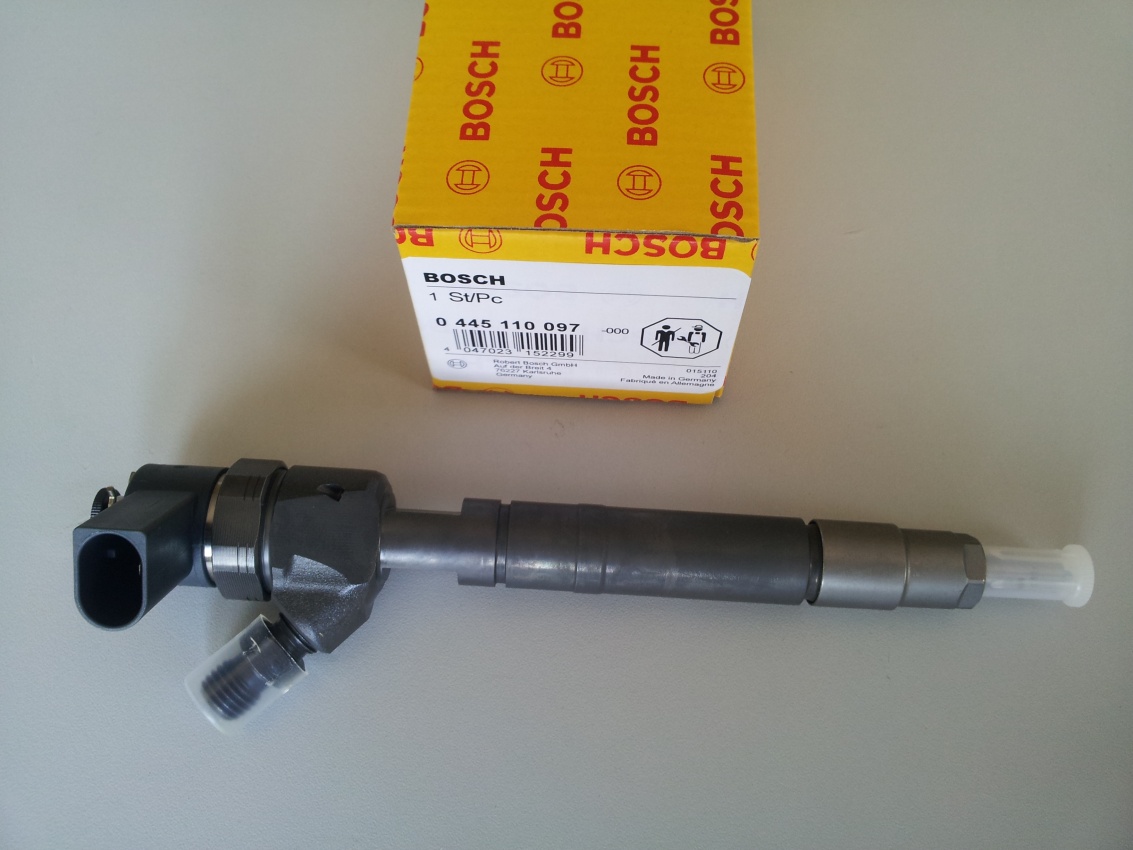 Форсунка BOSCH 0445110097 A 6120700087 MERCEDES