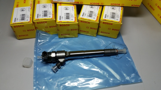 Форсунка BOSCH 0445110376 CUMMINS 5258744 Новая