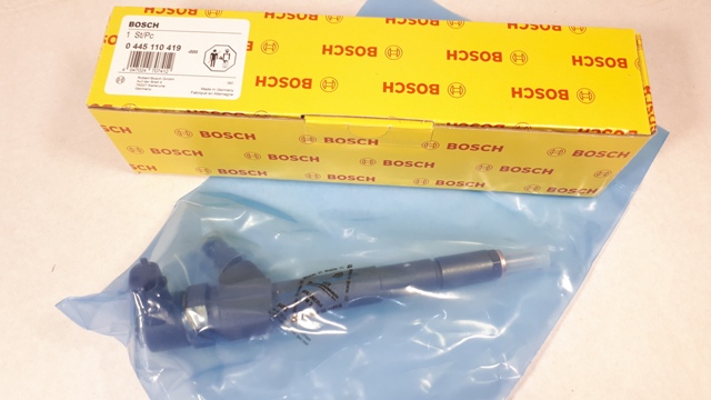 Форсунка BOSCH 0445110419 OPEL 55233955 552339550 NEW ORIGINAL