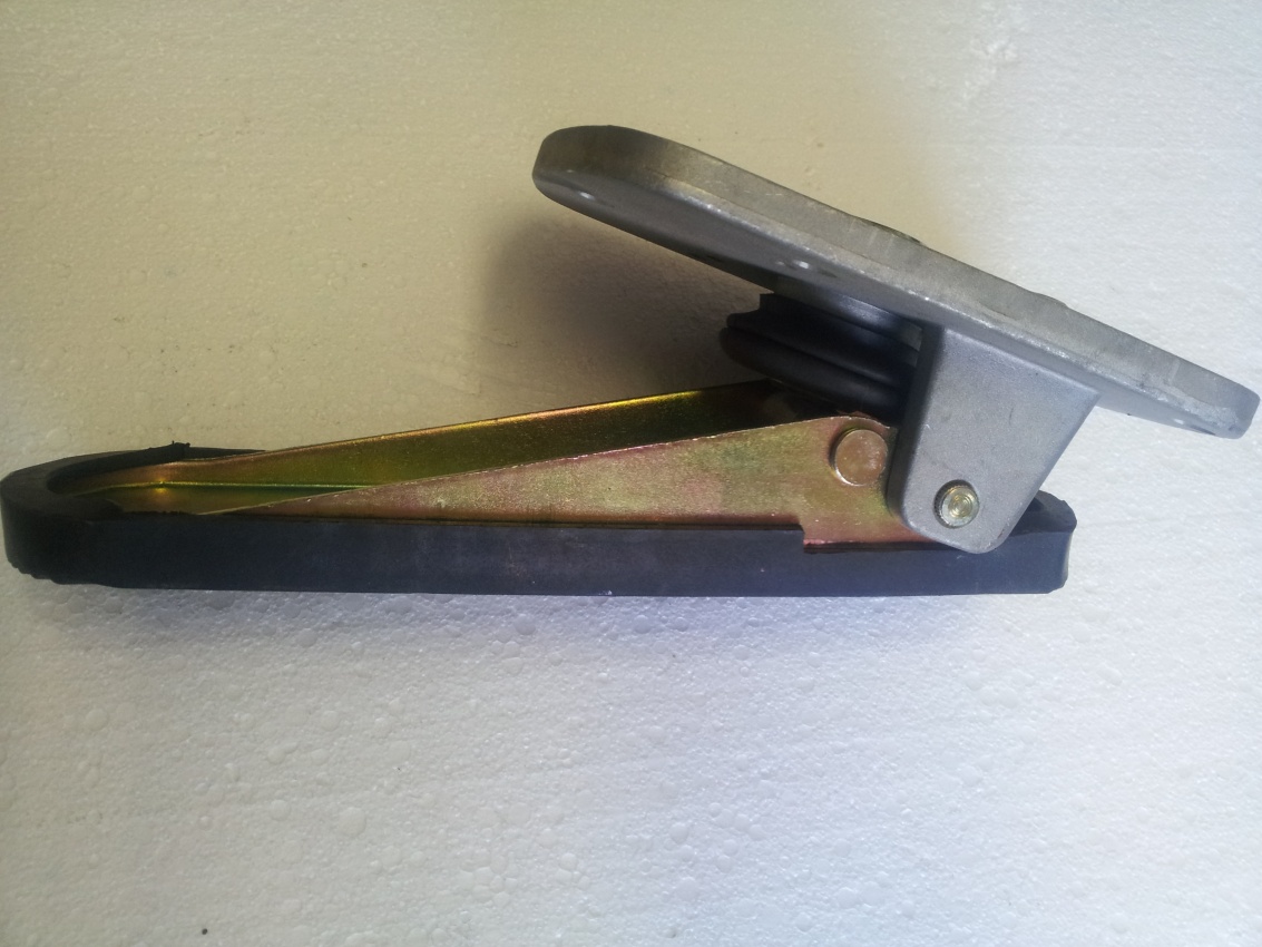 Лапа педали тормоза