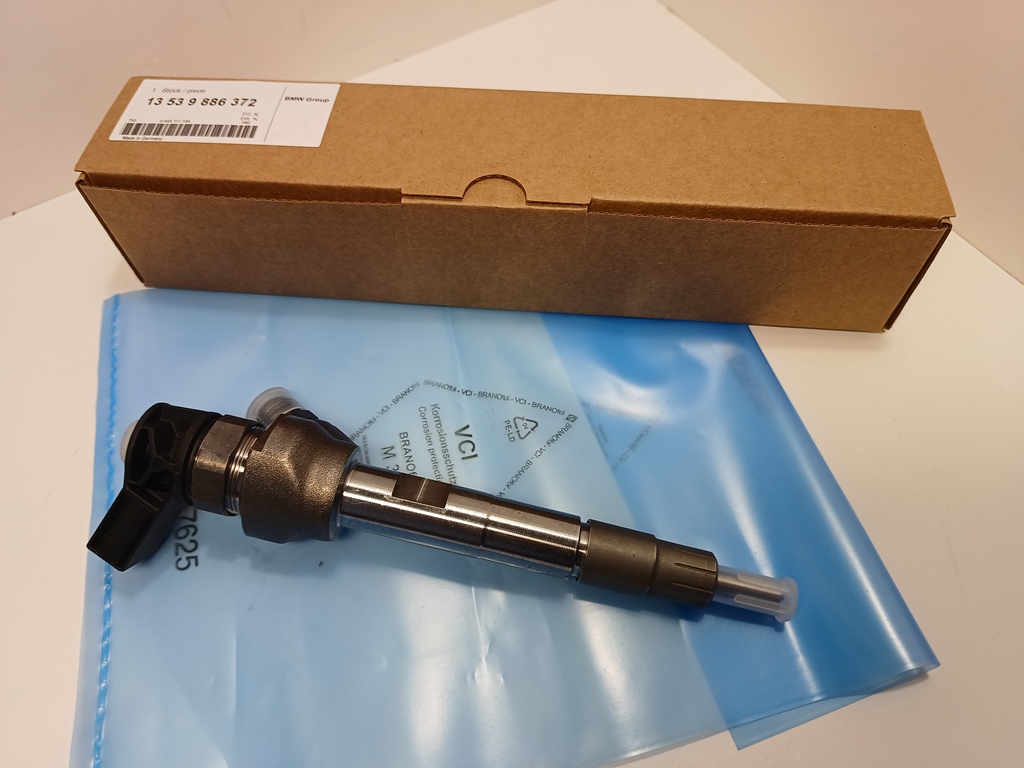 Форсунка  BOSCH 0445111146 BMW 13539886372 GERMANY ORIGINAL