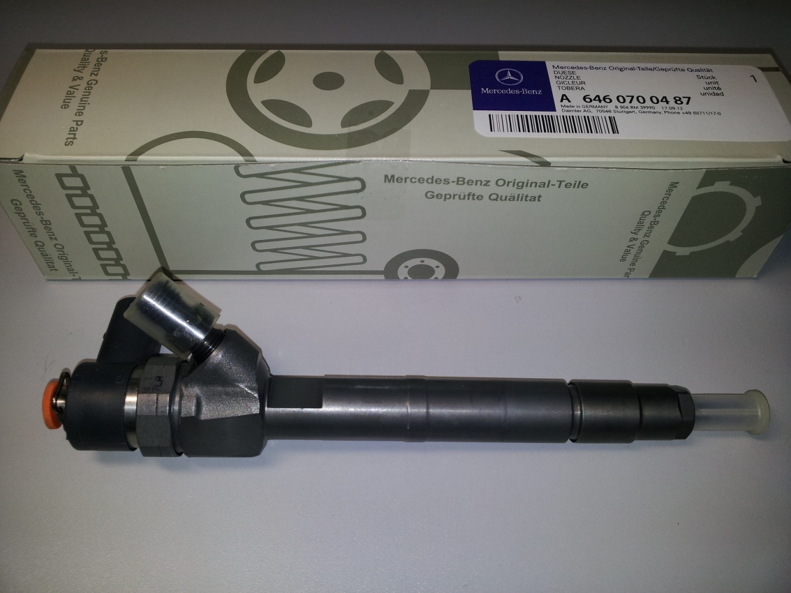 Форсунка A 6460700287 BOSCH 0445110139 