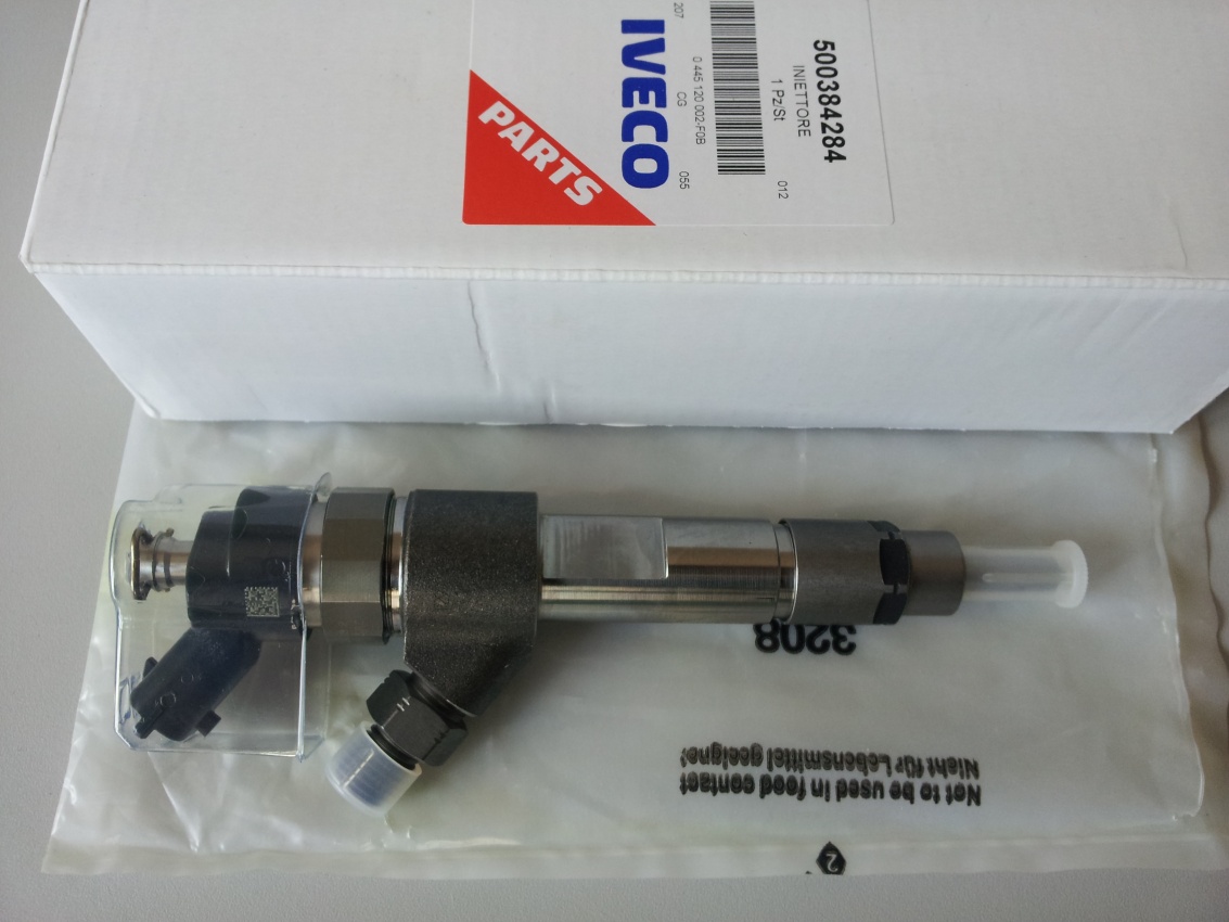 Форсунка BOSCH 0445120002 500384284 IVECO 