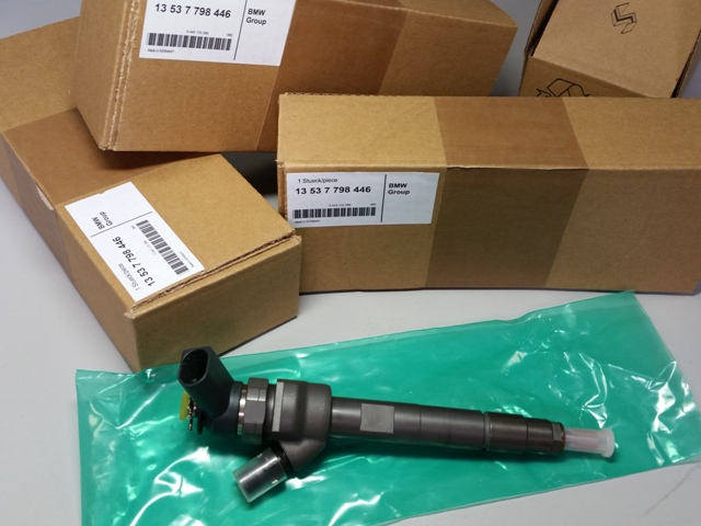 Форсунка BOSCH 0445110289 13537798446 BMW