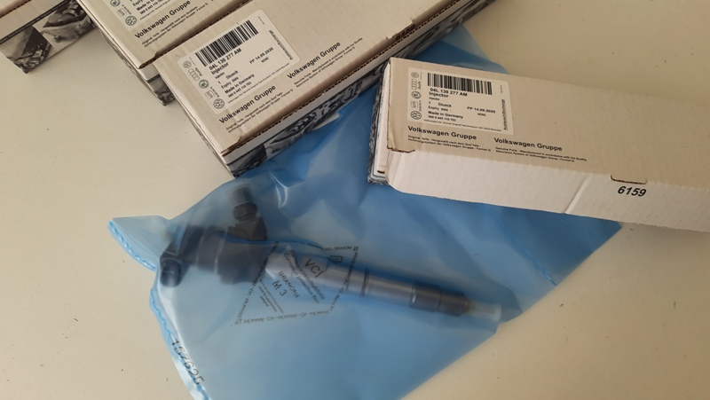 Форсунка VW 04L13027AM BOSCH 0445110 NEW ORIGINAL