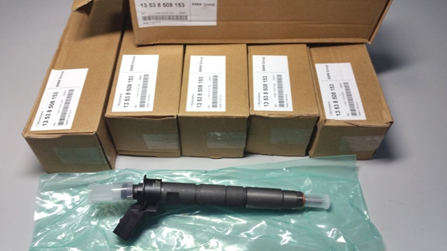 Форсунка BOSCH 0445118001 13538508153 BMW