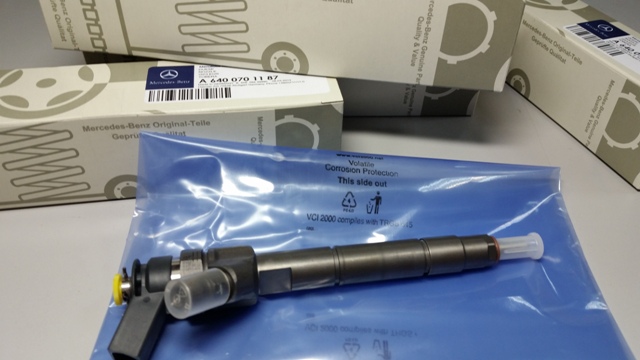 Форсунка A 6400701187 BOSCH 0445110324 NEW ORIGINAL