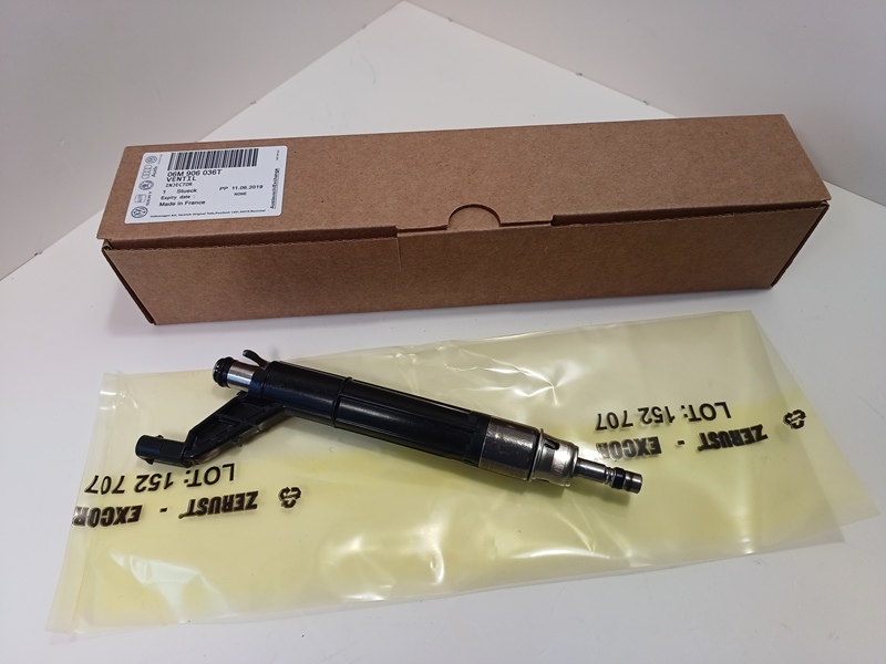 Форсунка бензиновая VW 06M906036T 06M906036AE DELPHI  3.0T FSI