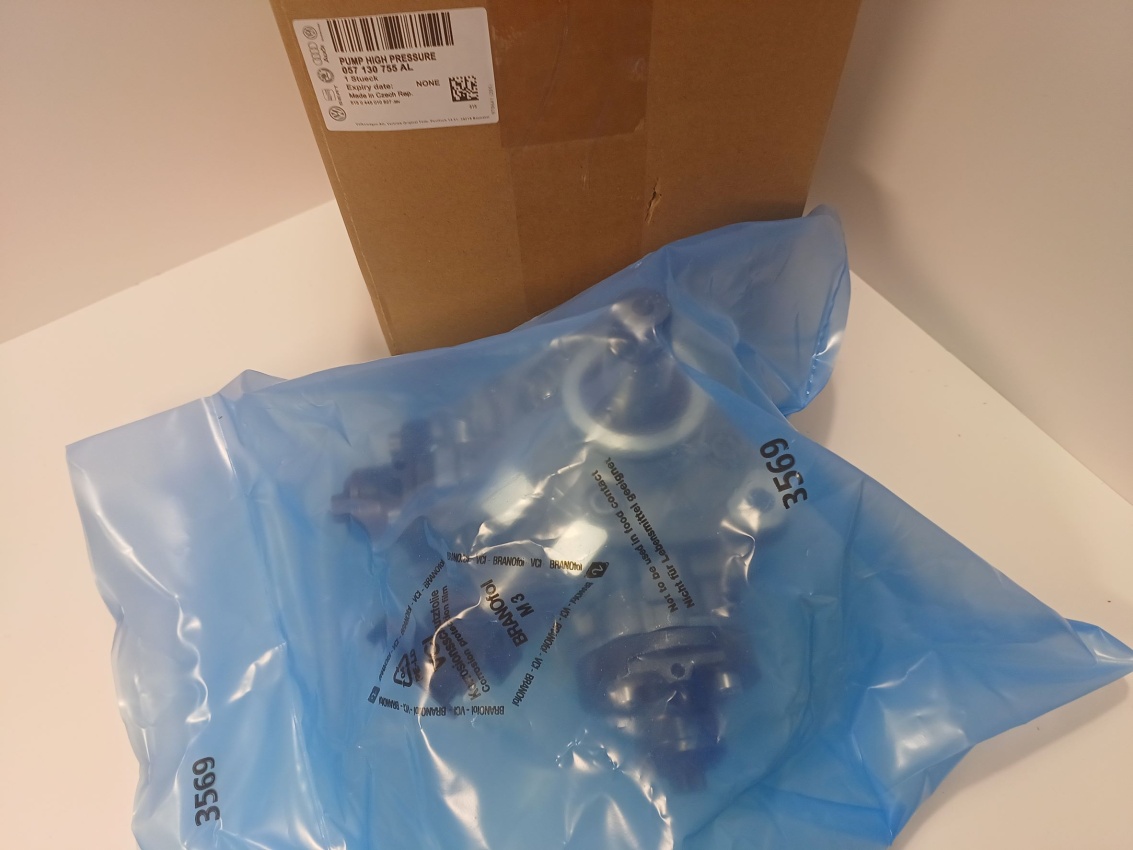 ТНВД VW 057130755AL BOSCH 0445010827 NEW