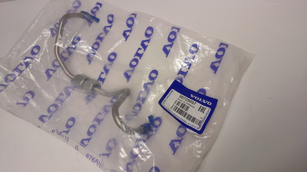 ТОПЛИВНАЯ ТРУБКА VOLVO 30725057 ORIGINAL NEW