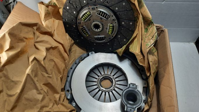 СЦЕПЛЕНИЕ КОМПЛЕКТ IVECO 500086758
