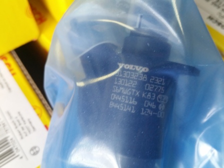 Форсунка BOSCH 0445116046 VOLVO 31303238 VOLVO  31303409 NEW Original