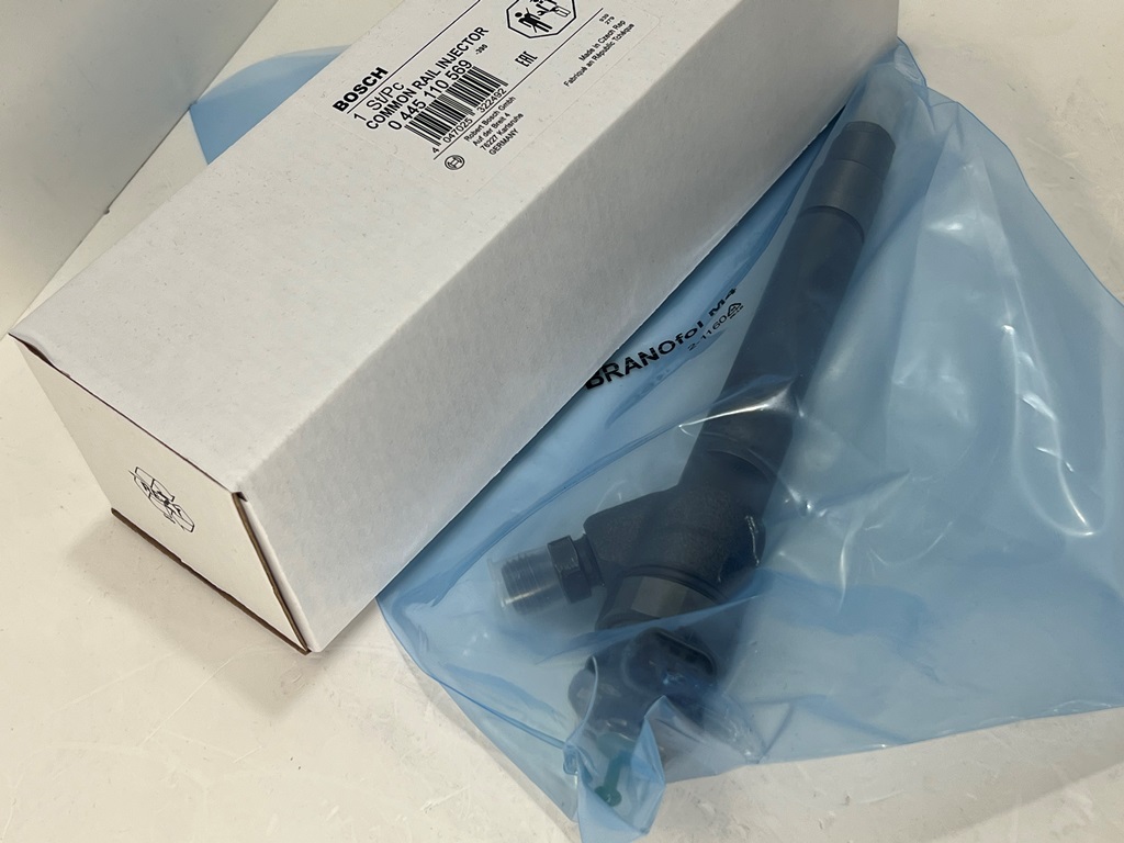 Форсунка BOSCH 0445110569 RENAULT 166000804R