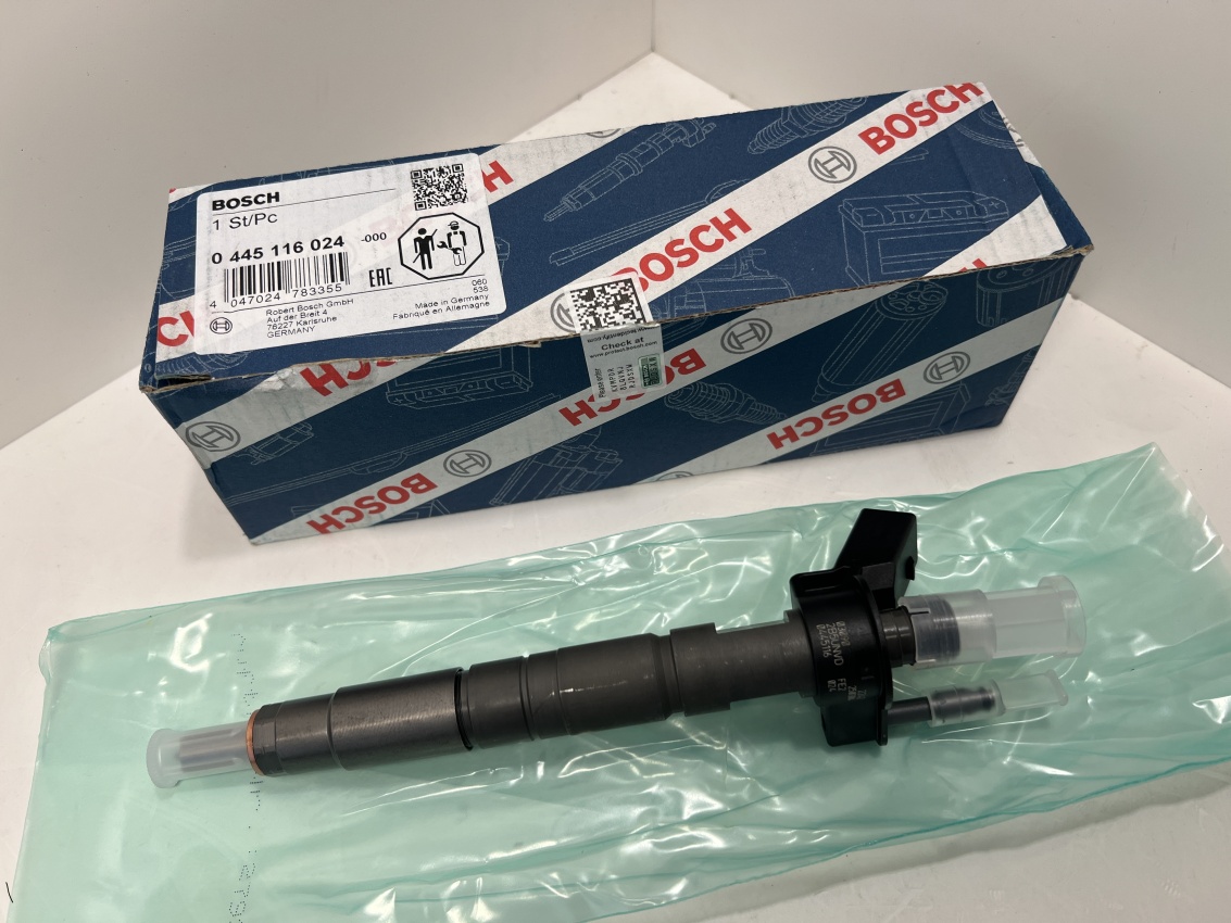 Форсунка BOSCH 0445116024 13537805428 BMW  NEW !!