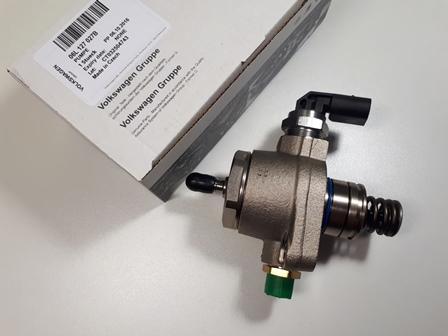 Топливный насос 06L127027B NEW 