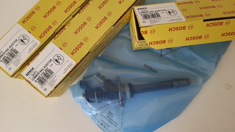 Форсунка BOSCH 0445110297 0445110281 CITROEN PEUGEOT