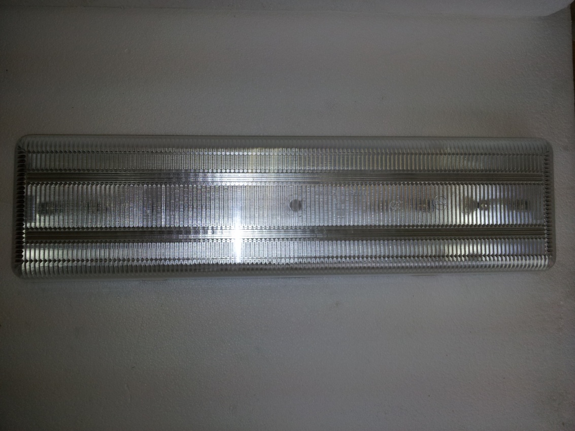 Фонарь освещения салона