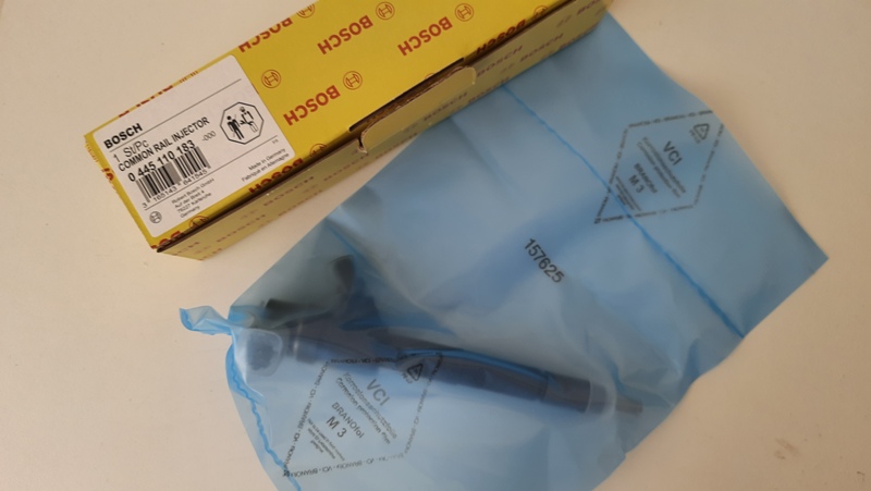 Форсунка BOSCH 0445110183  NEW ORIGINAL