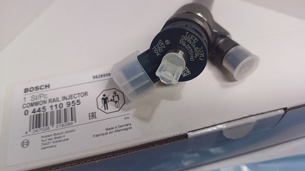 Форсунка BOSCH 0445110955 NEW ORIGINAL