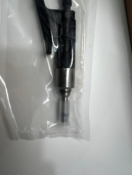 Форсунка BMW 13537639990 BOSCH 0261500140 ORIGINAL BMW NEW