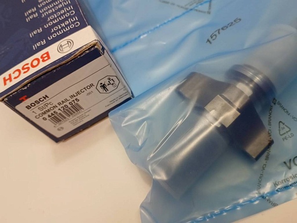 Форсунка BOSCH 0445120075 504128307  IVECO GERMANY NEW ORIGINAL