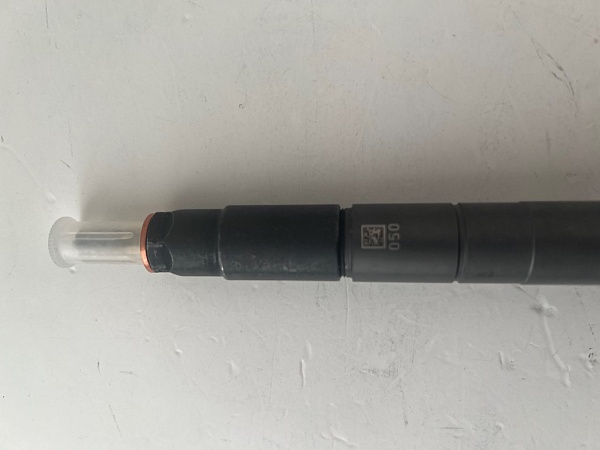 Форсунка BOSCH 0445116041 0445115067 VM 35062005F 68092293AA  JEEP WRANGLER JK 2.8CRD 2011-2016 