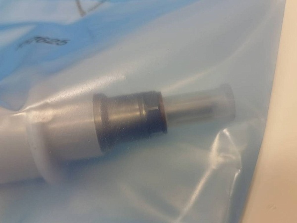 Форсунка BOSCH 0445120075 504128307  IVECO GERMANY NEW ORIGINAL