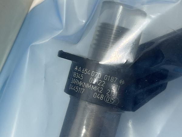Форсунка A 6540700187 MERCEDES BOSCH 0445117048 0445117047