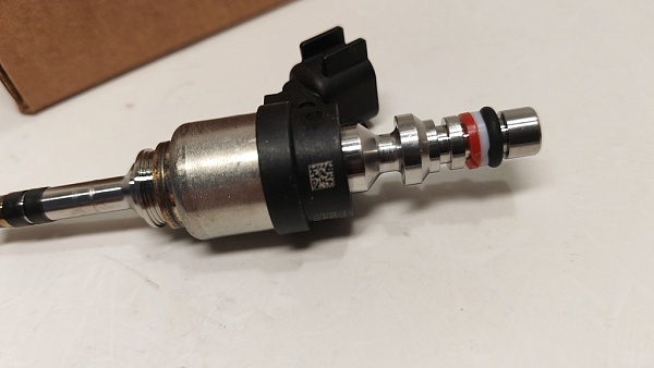 Форсунка бензиновая VAG 04E906036AN DELPHI