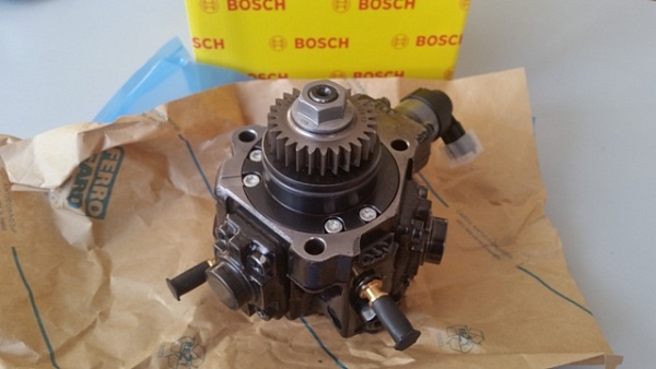ТНВД BOSCH 0445010223 NISSAN 1670000Q1E RENAULT 8200934657