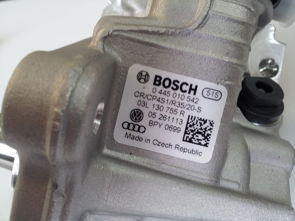 ТНВД VAG 03L130755R 0445010542  VW NEW