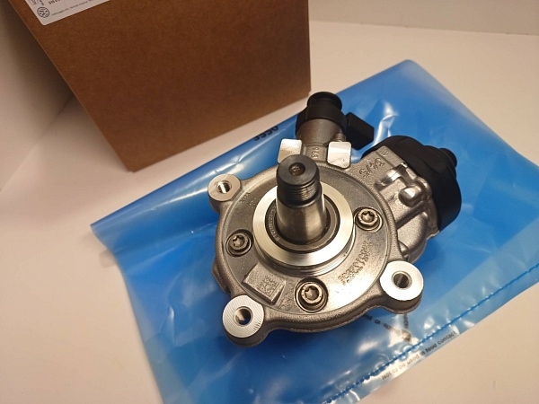 ТНВД  VAG VW 03L130755 0445010507  NEW