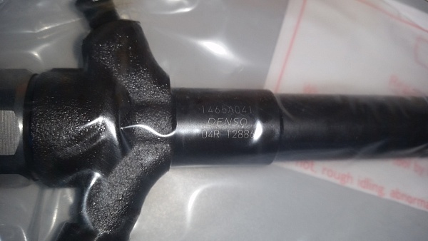 Форсунка Denso 095000-5600 CDI Mitsubishi L200 2.5 4D56/CR (1465A041) NEW  !!