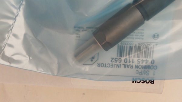 Форсунка BOSCH 0445110652 RENAULT 166000121R