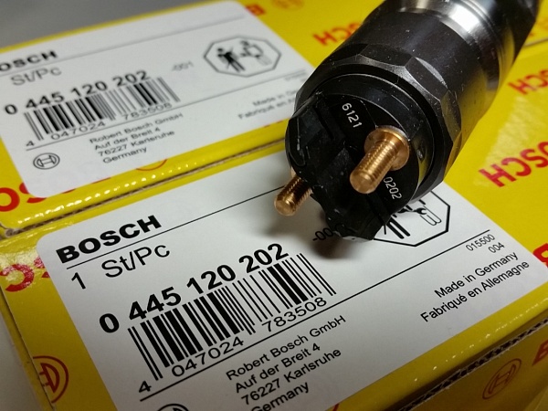 Форсунка BOSCH 0445120202 51101006121 MAN TGS TGX 