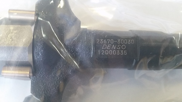 Форсунка Denso 095000-0940 0950000770 CDI TOYOTA 2KD-FTV 23670-39035 23670-30030 