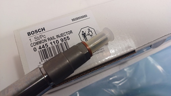 Форсунка BOSCH 0445110955 NEW ORIGINAL