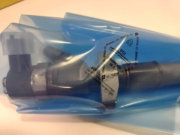 Форсунка BOSCH 0445110141 RENAULT 2.5 dCi 8201043605 166001387R