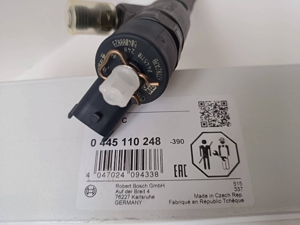 Форсунка BOSCH 0445110248 504088823 IVECO NEW GERMANY ORIGINAL