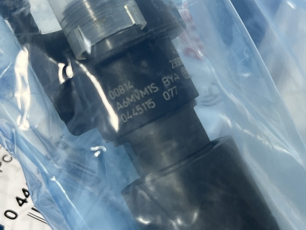 Форсунка BOSCH  0445115077 13537808089 BMW ORIGINAL
