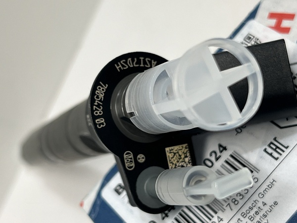 Форсунка BOSCH 0445116024 13537805428 BMW  NEW !!