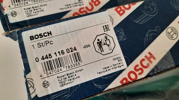 Форсунка BOSCH 0445116024 13537805428 BMW  NEW !!