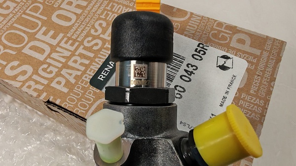 Форсунка SIEMENS 8200704191 166008052R 166004305R RENAULT NISSAN VDO A2C59513484 NEW ORIGINAL