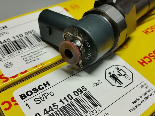 Форсунка BOSCH 0445110095 A 6130700587 MERCEDES