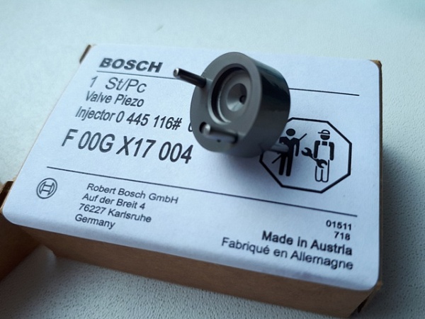 Клапан пьезофорсунки BOSCH F00GX17004 / 0.35 /   0445115  NEW